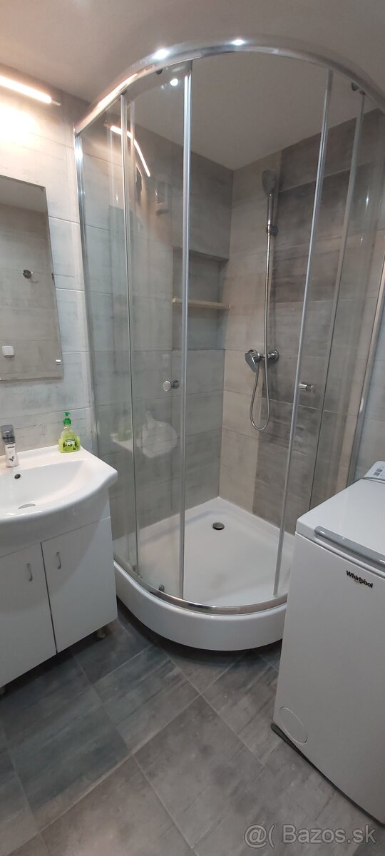 Na prenájom: 2-izbový byt v Poprade - 4