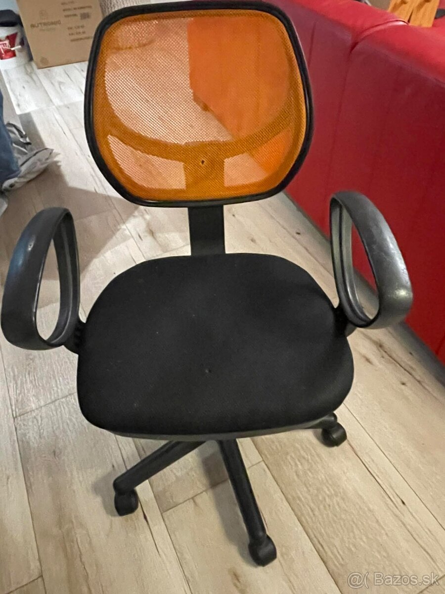 Používaný písací stôl a stolička - 4