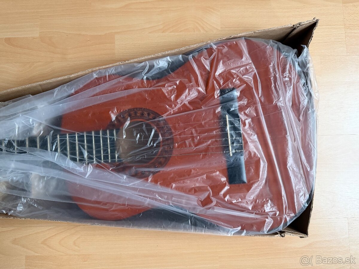 Klasická gitara s 4/4 s prislušenstvom Nová nepoužitá - 4