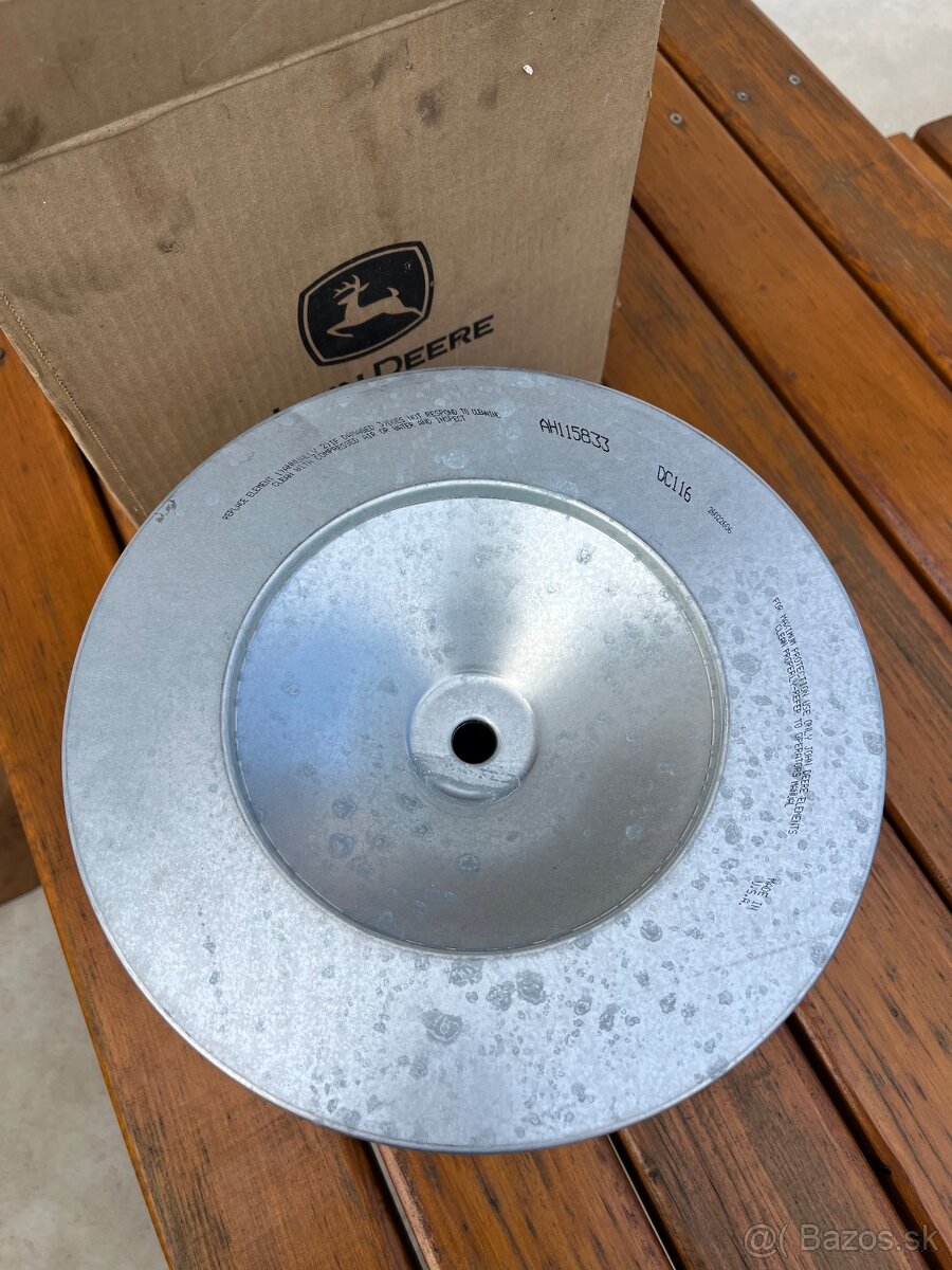 AH115833 vzduchový filter kabíny John Deere - 4