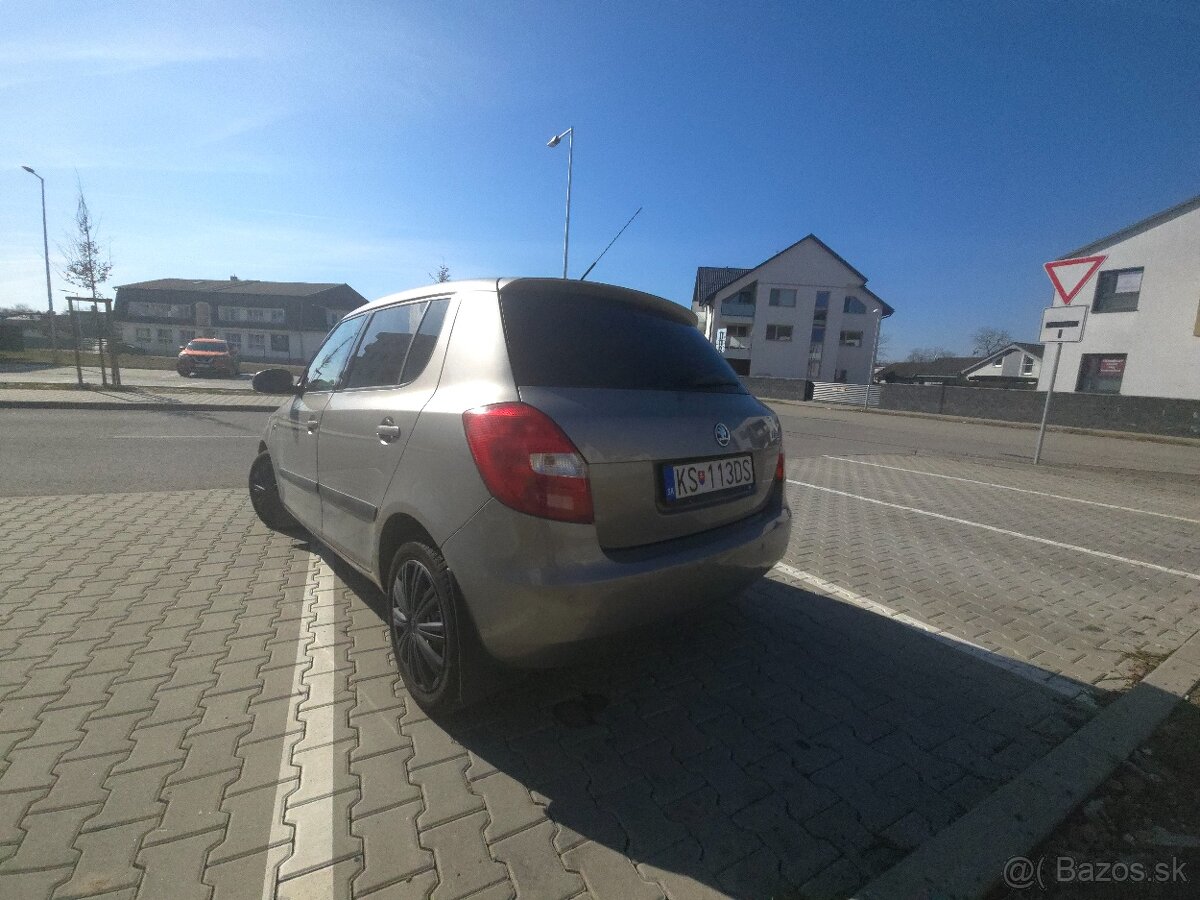 Škoda Fabia II - 4