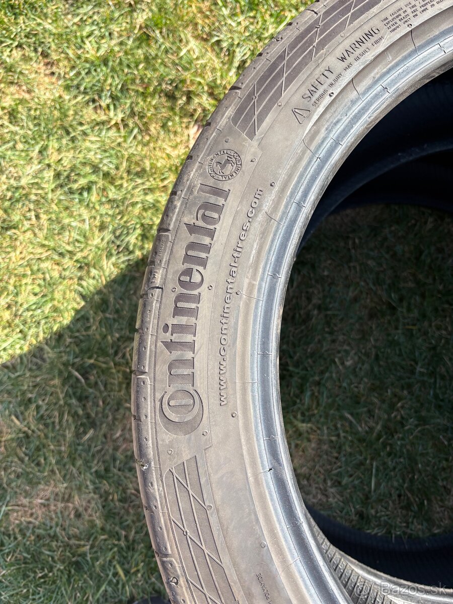 Letné pneumatiky 235/45 R20 - 4