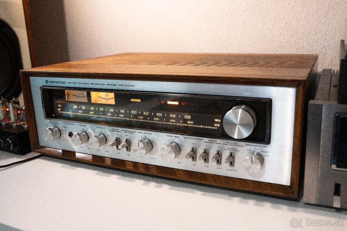 KENWOOD KR-6030 v drevenom korpuse - 4