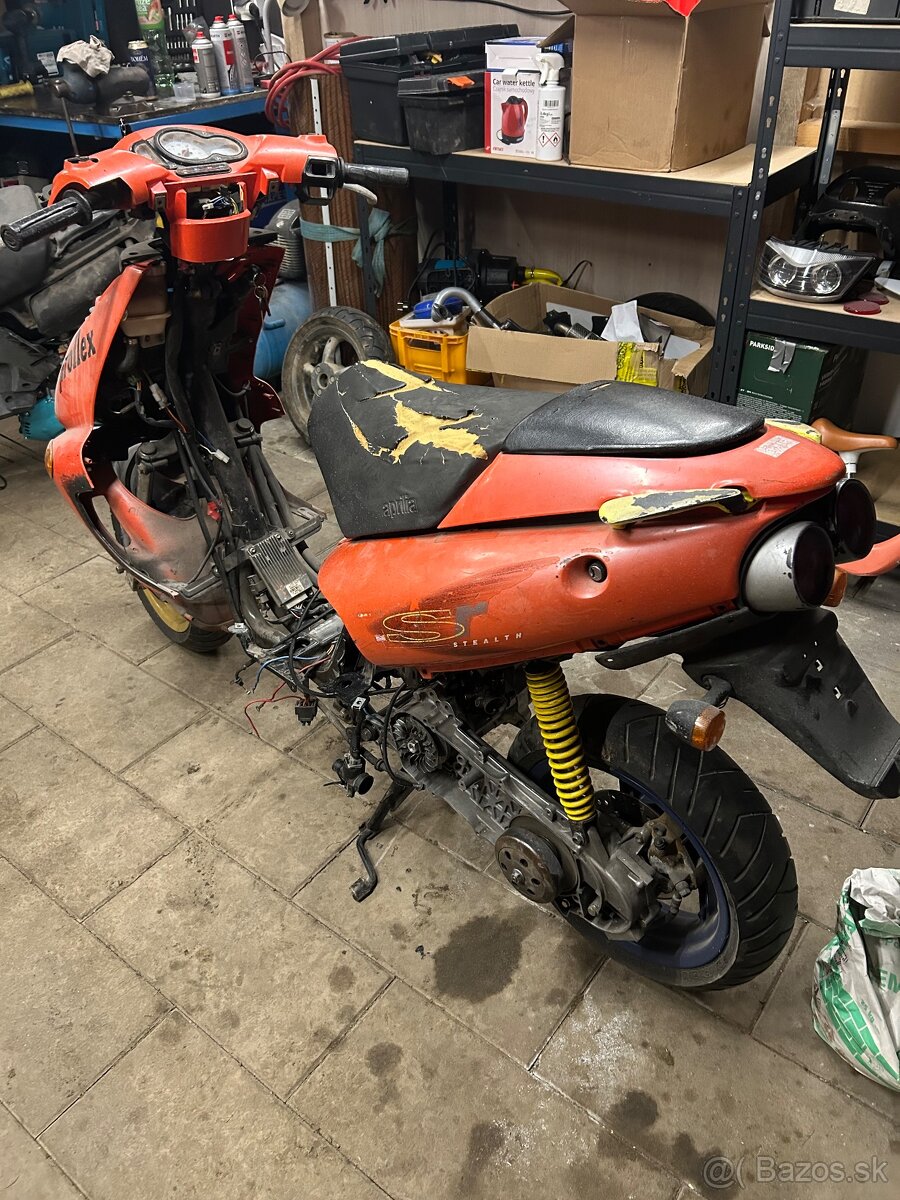 Aprilia SR 50 Di-tech - 4