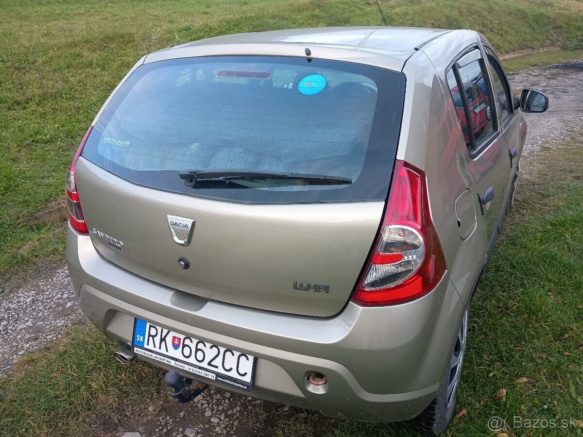 Dacia Sandero - 4