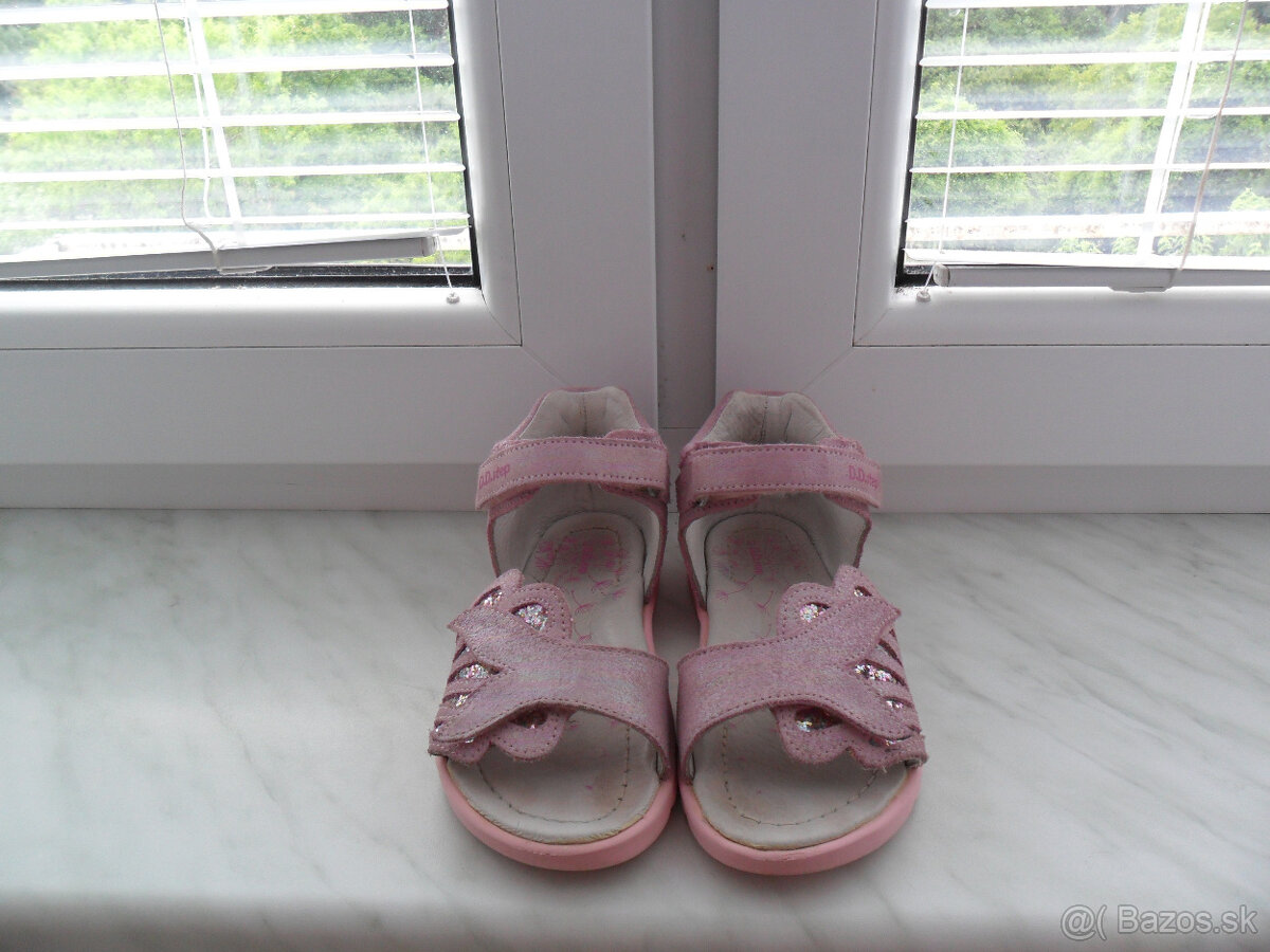 Detské kožené sandálky značky D.Dstep v 29 - 4