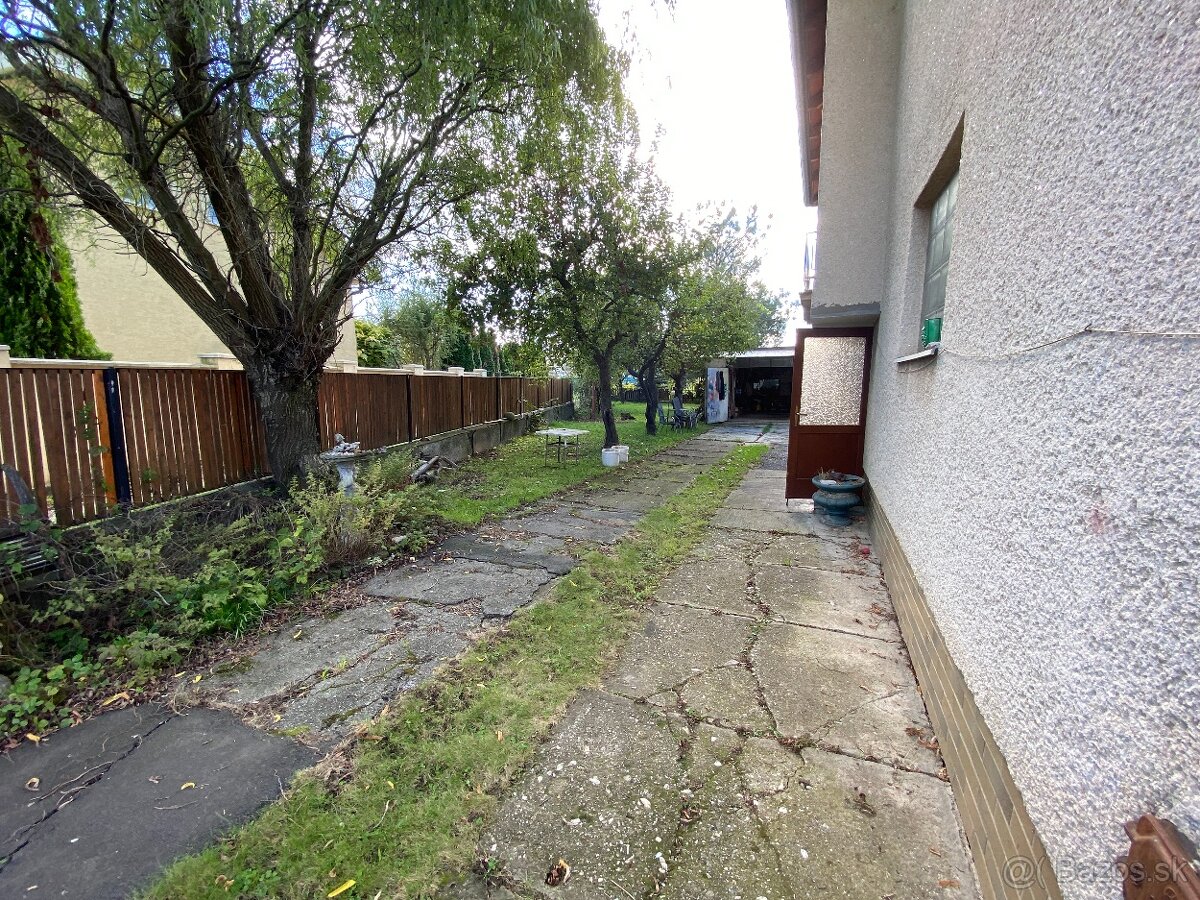 Päťizbový rodinný dom v meste Lučenec časť Ľ. Podjavorinskej - 4