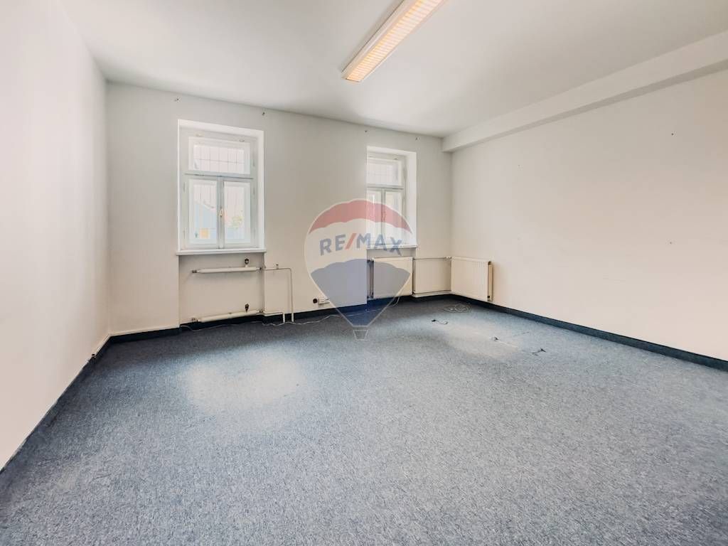 Kancelárske priestory na prenájom | Námestie SNP - Banská By - 4