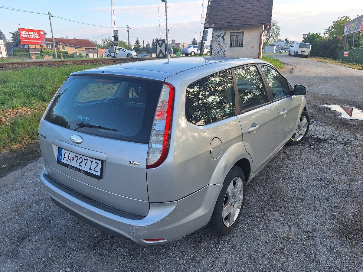 Ford Focus Kombi 1.6 TDCi - 4