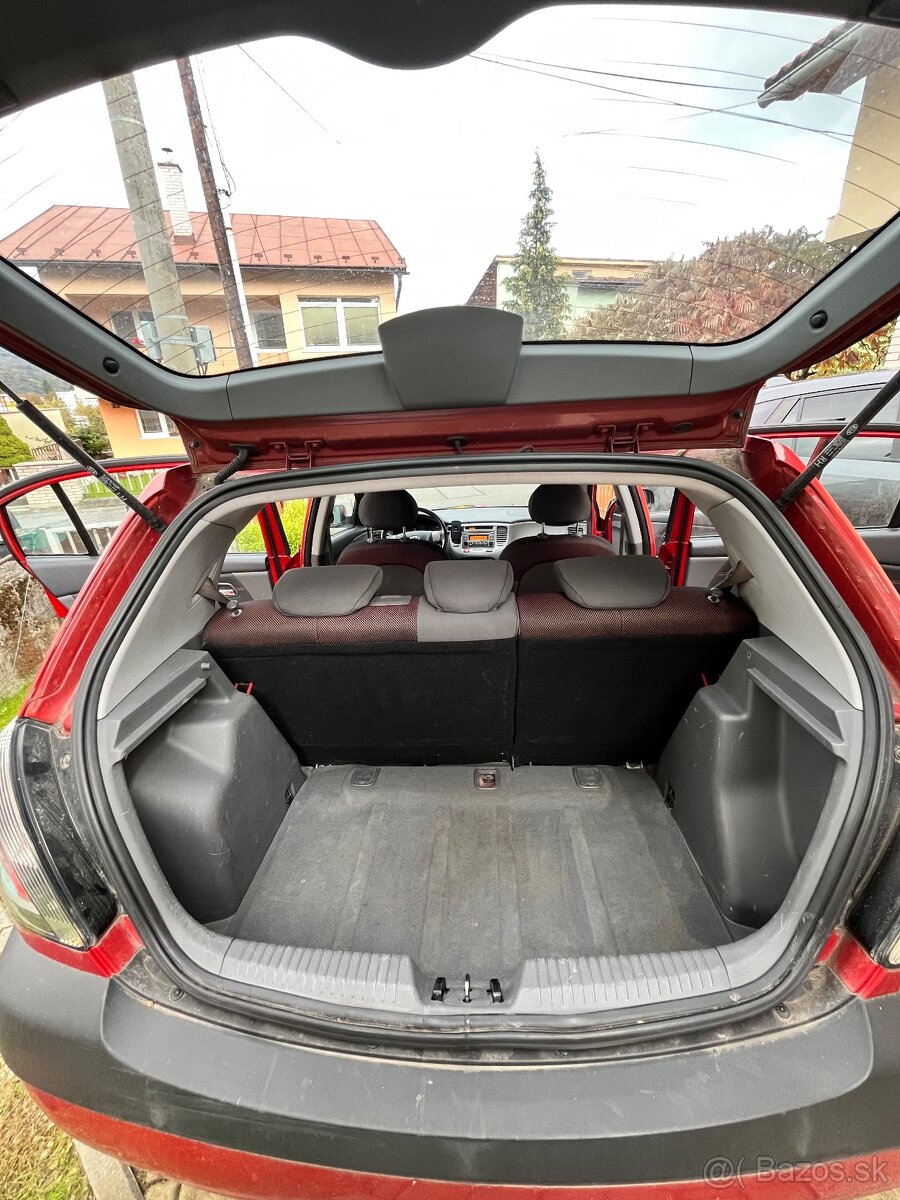 Kia Rio červená metalíza - 4