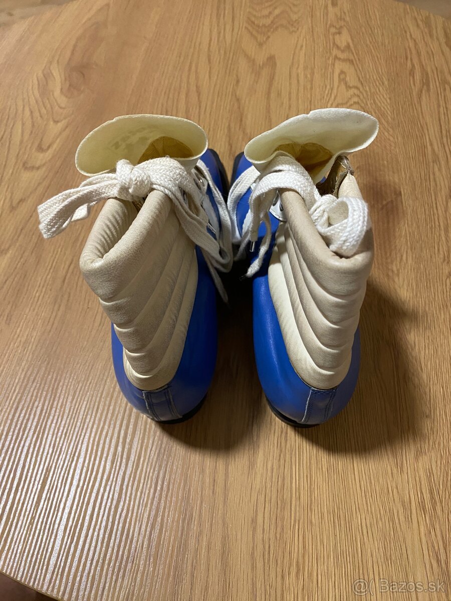 Retro obuv na bežky Botas - 4