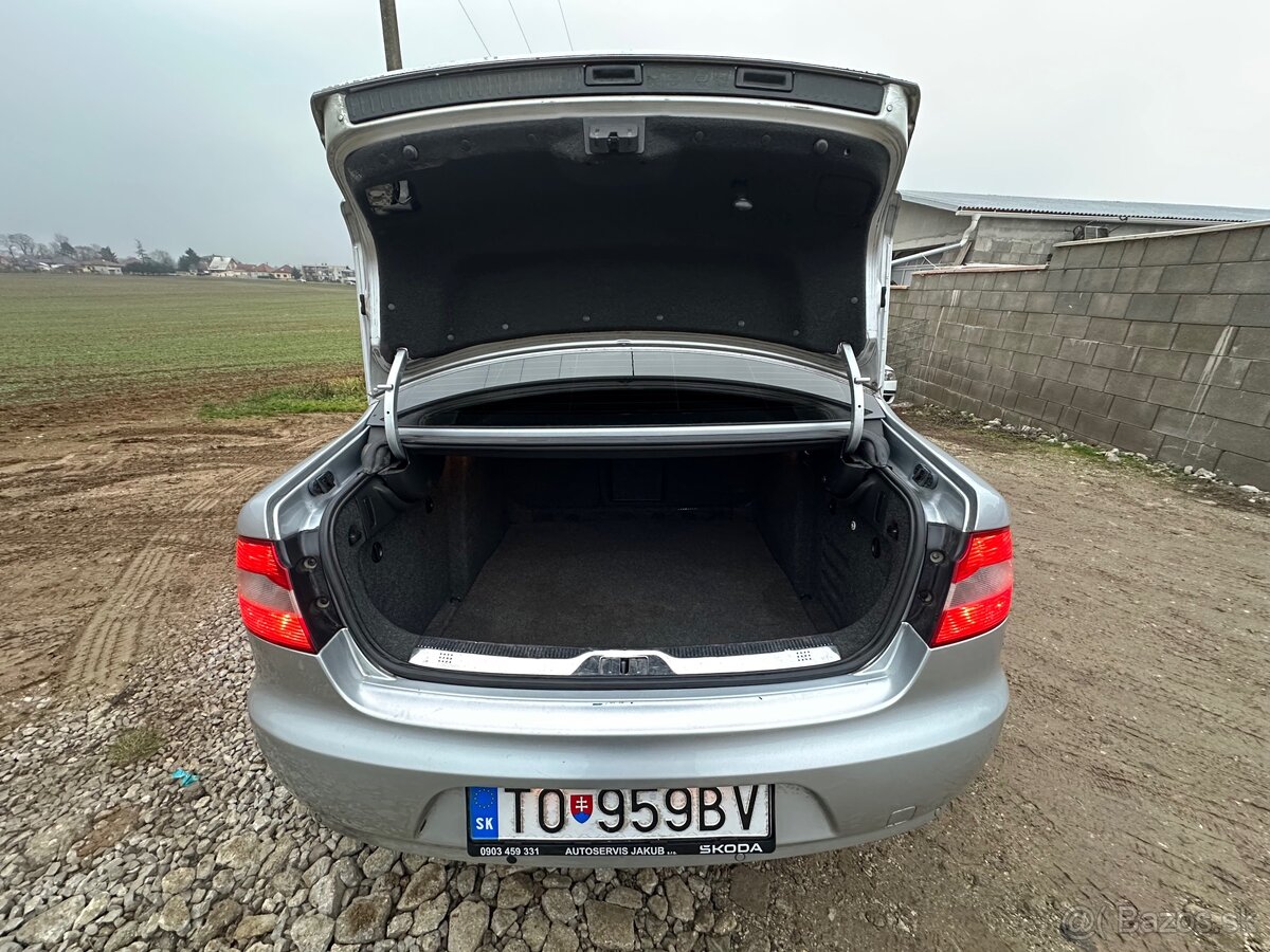 Škoda Superb 2 2.0 TDi DSG 2008 - 4
