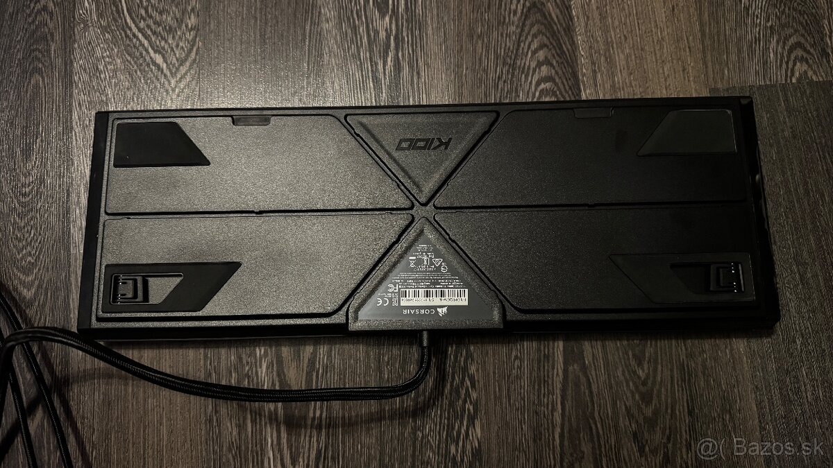 Predám hernú klávesnicu Corsair v perfektnom stave - 4