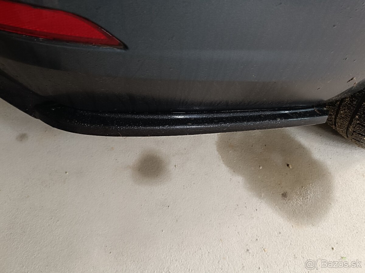 Lišty zadného nárazníka - 4
