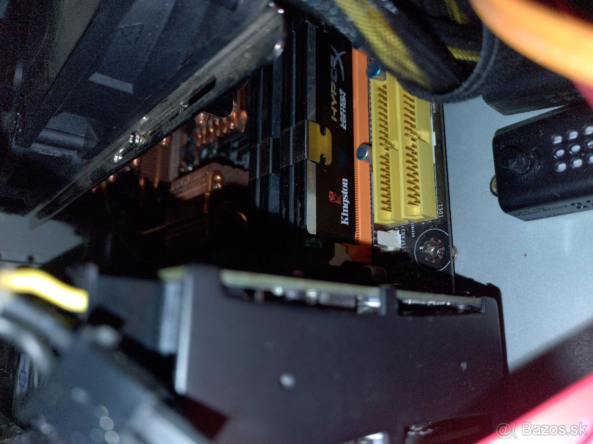 Starý retro Msi PC - 4