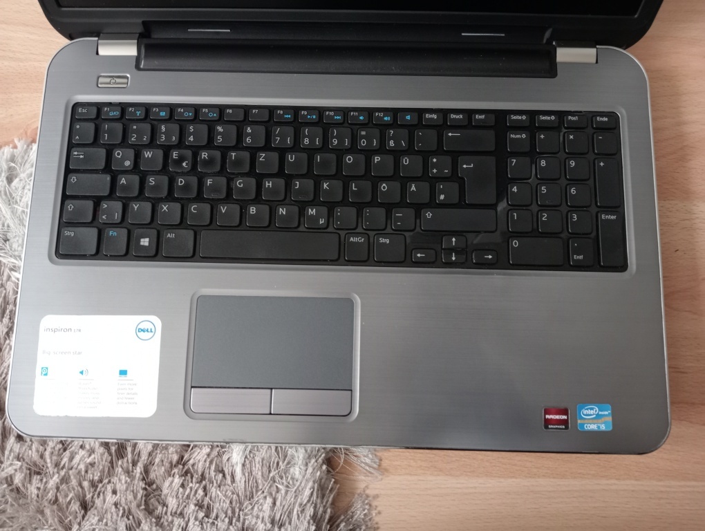 veľký 17"ntb DELL / Intel core i5 /8gb ram / Win 7 - 4