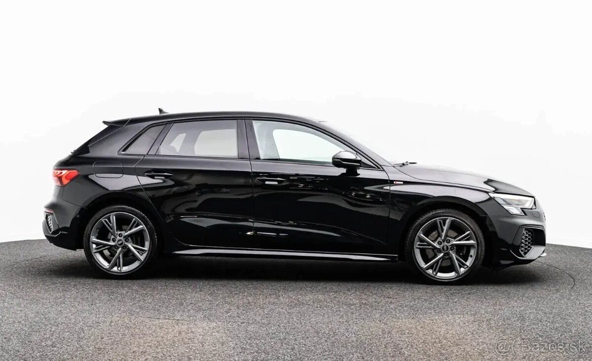 Audi A3 Sportback - 4