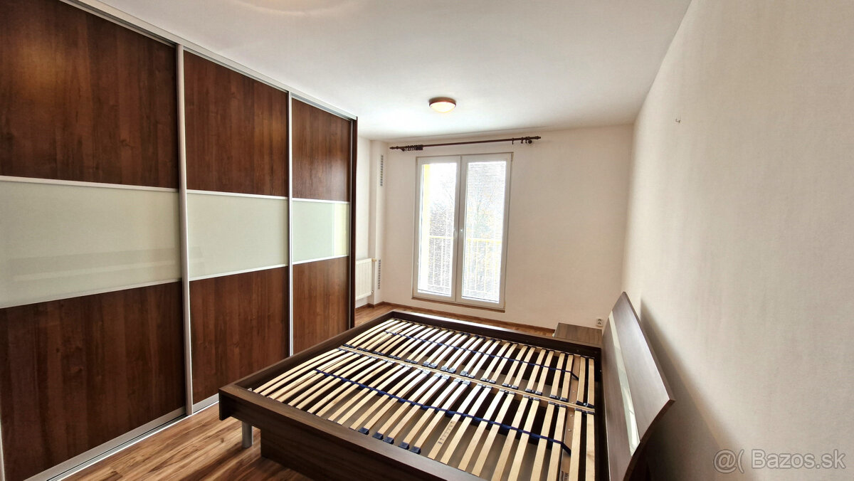 PRENÁJOM, 2 - izbový kompletne rekonštruovaný a zariadený by - 4