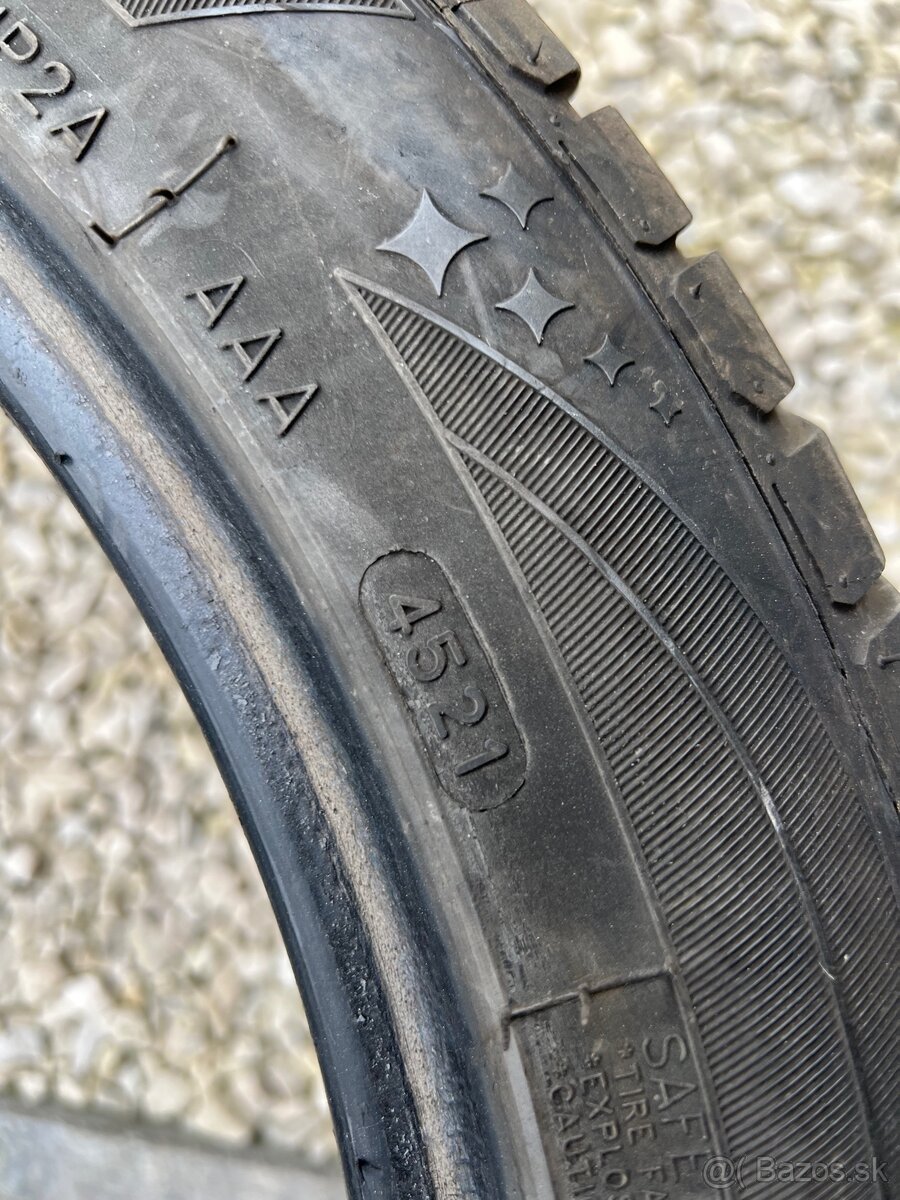 Zimne gumy 225/45/17 - 4
