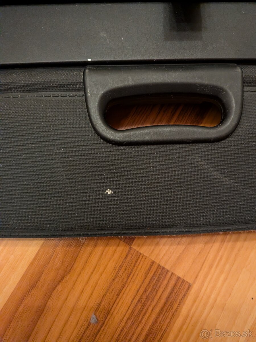 Cierna roletu do kufra BMW X5 E 70 - 4