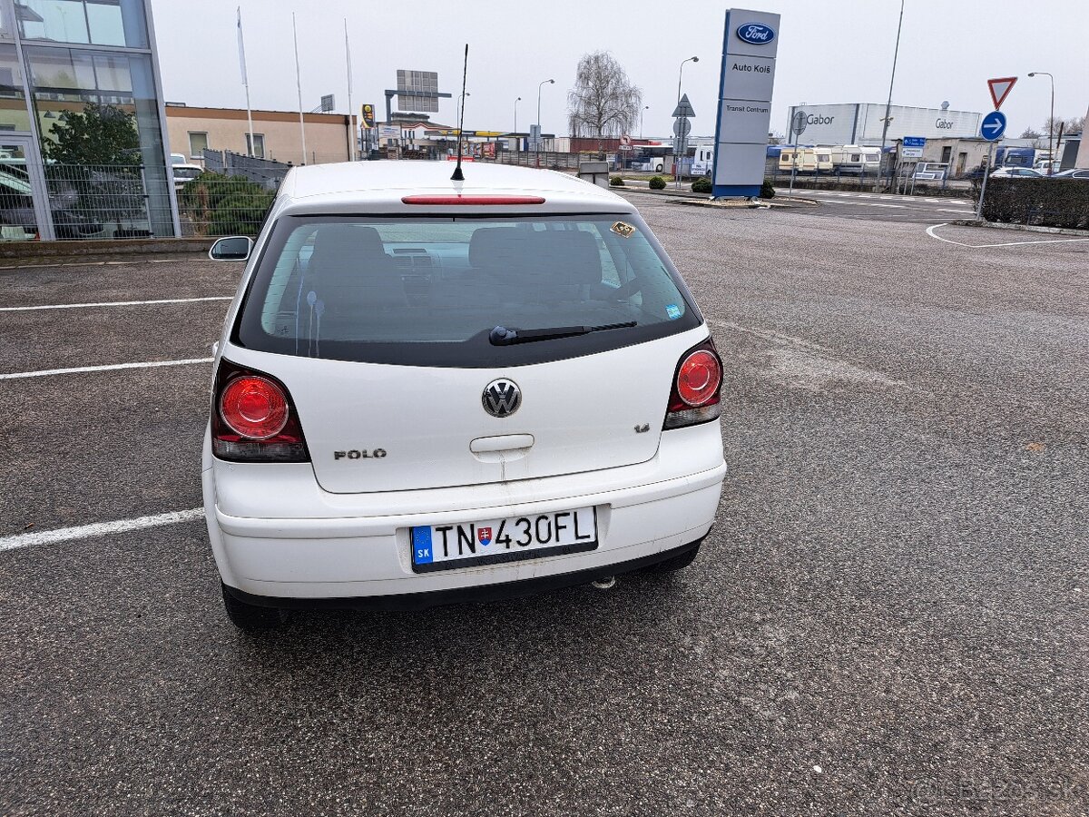 Volkswagen Polo - 4