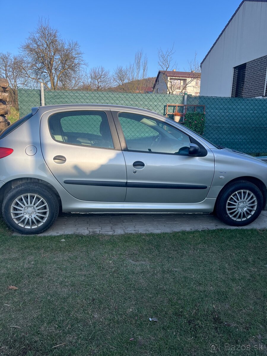 Peugeot 206 1.1 44kW - 4