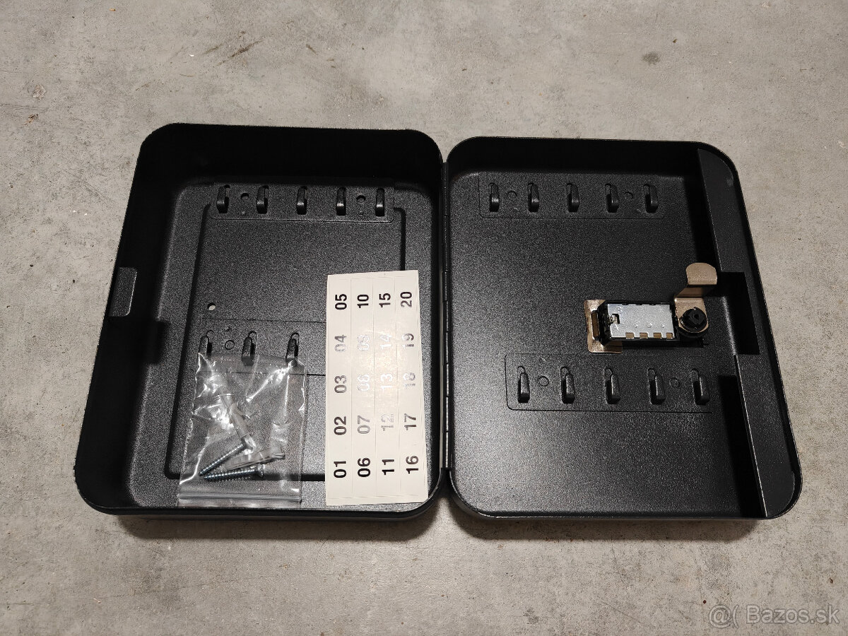 Skrinka na kľúče - 4