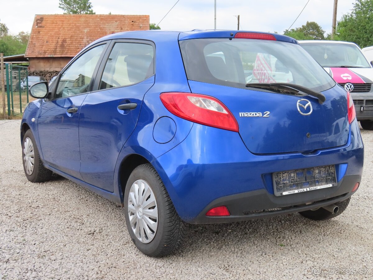 Mazda 2 - 4