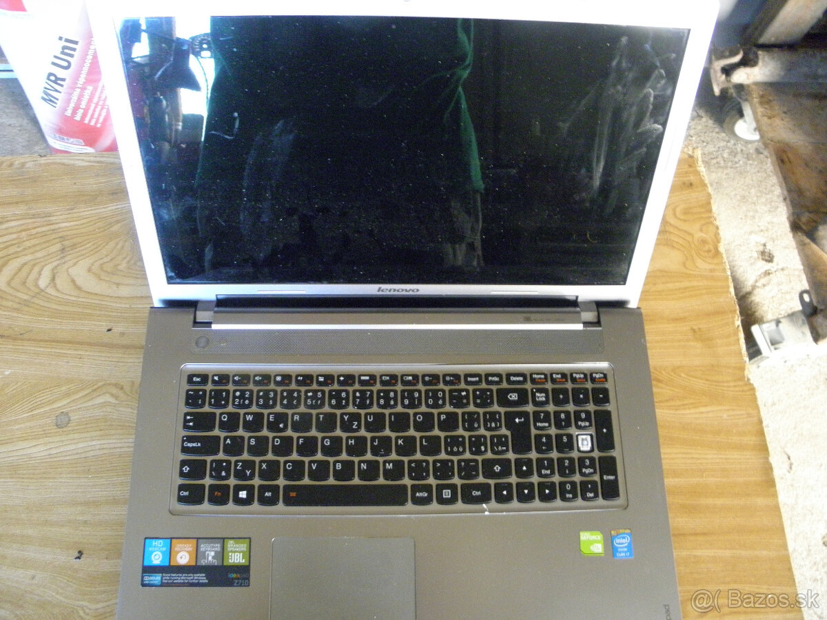 Predám suciastky 2ks Lenovo ideapad Z710 - 4