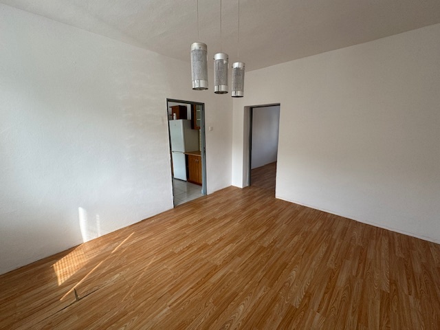 PREDAJ - dvojgeneračný rodinný dom SEREĎ - 4