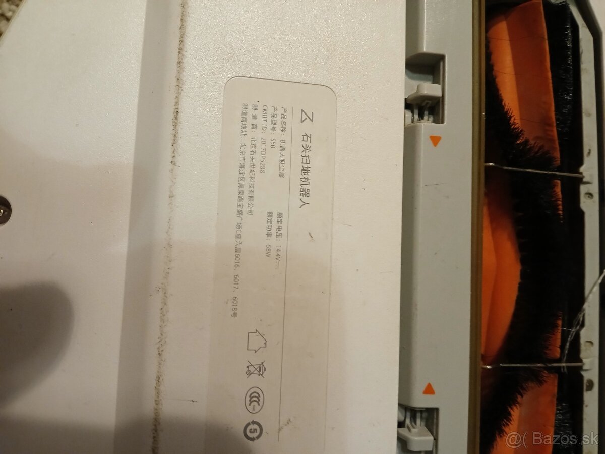 Robotické vysávač funkčné kompletné s nabijac. stanicou za - 4