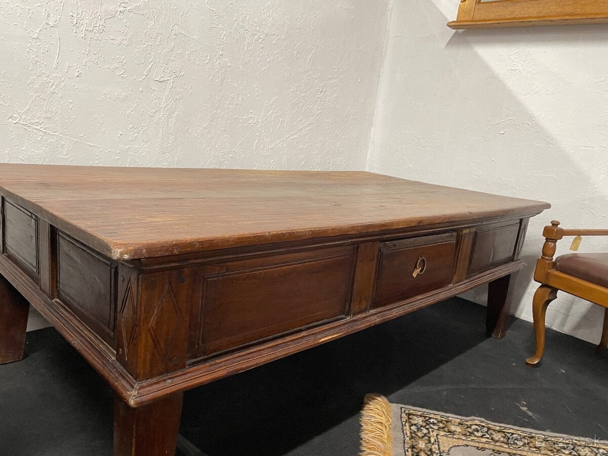 Chalupárov a Chatárov: Unikátny Starý Nábytok 🌲 - 4