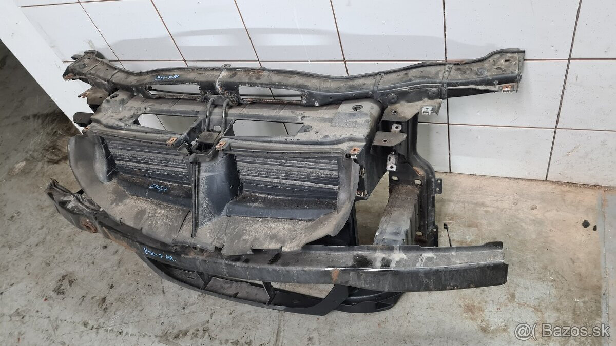 predne čelo okuliare E90 E91 okuliare sahara BMW - 4