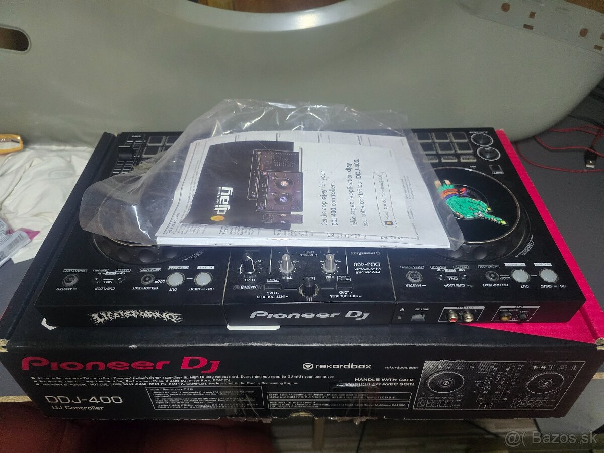 Pioneer DDJ 400 - 4