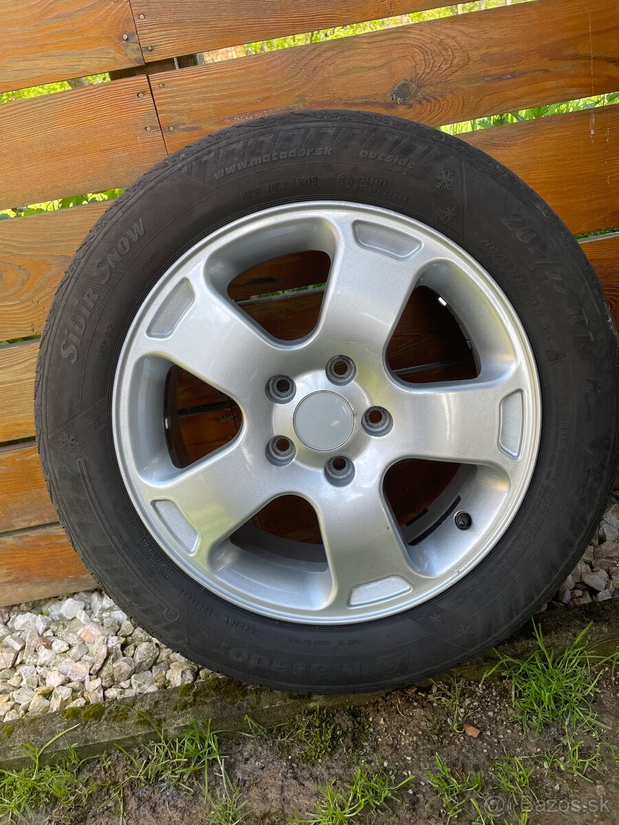 Zimne pneu R16 s diskami - 4