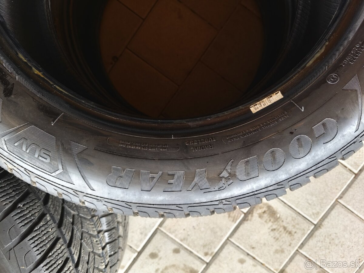 235/60 r18 SUV - 4