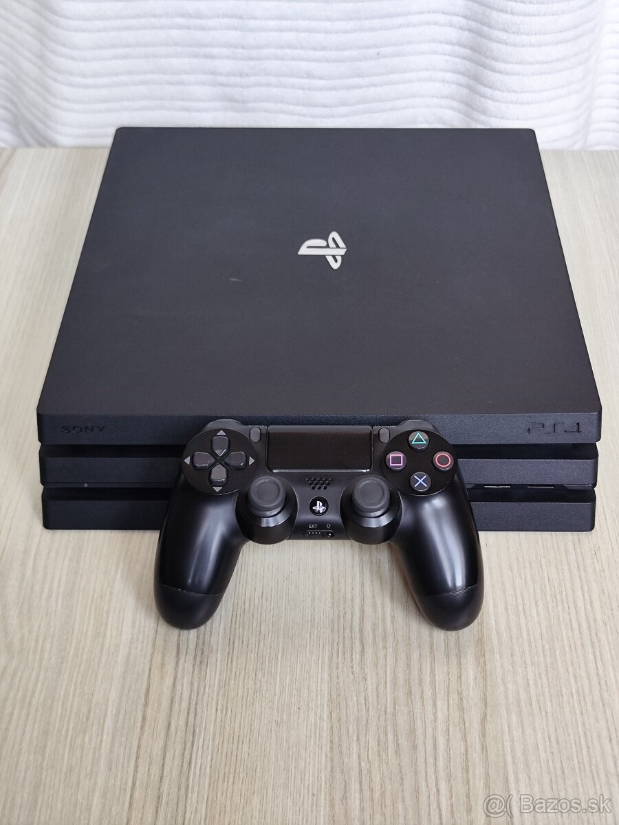 Playstation 4 PRO 1TB 4K - Vyčistená + Prepastované CPU - 4