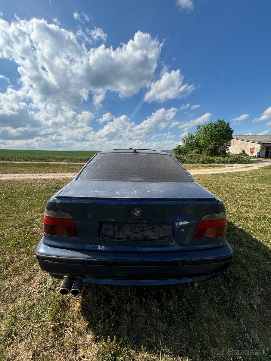 Rozpredam na diely bmw e39 525d - 4