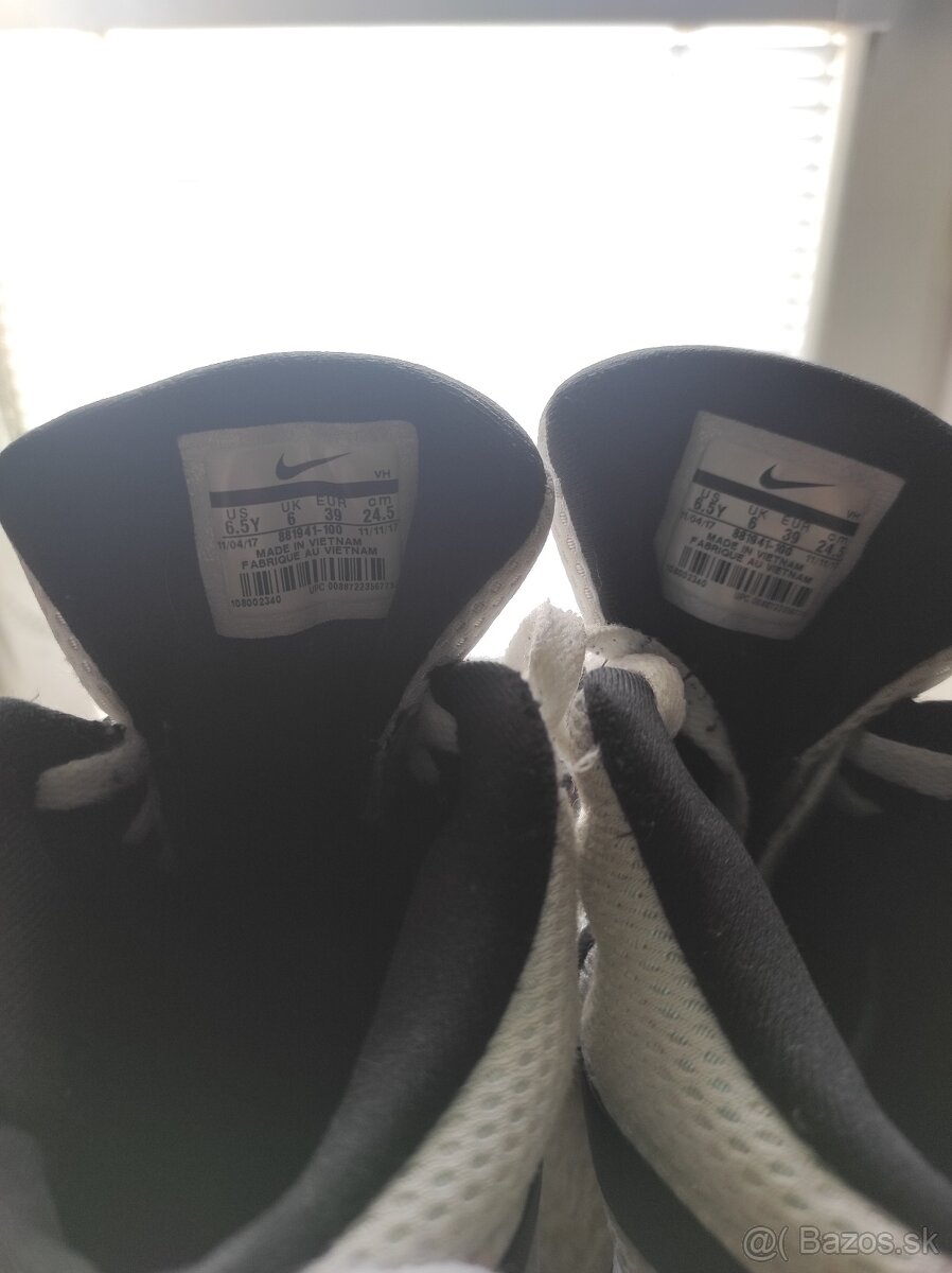 Botasky NIKE - 4
