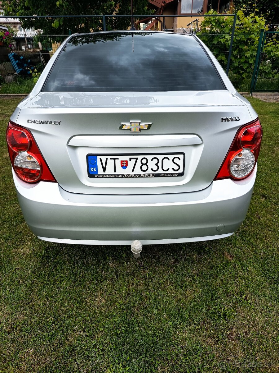 Chevrolet Aveo - 4