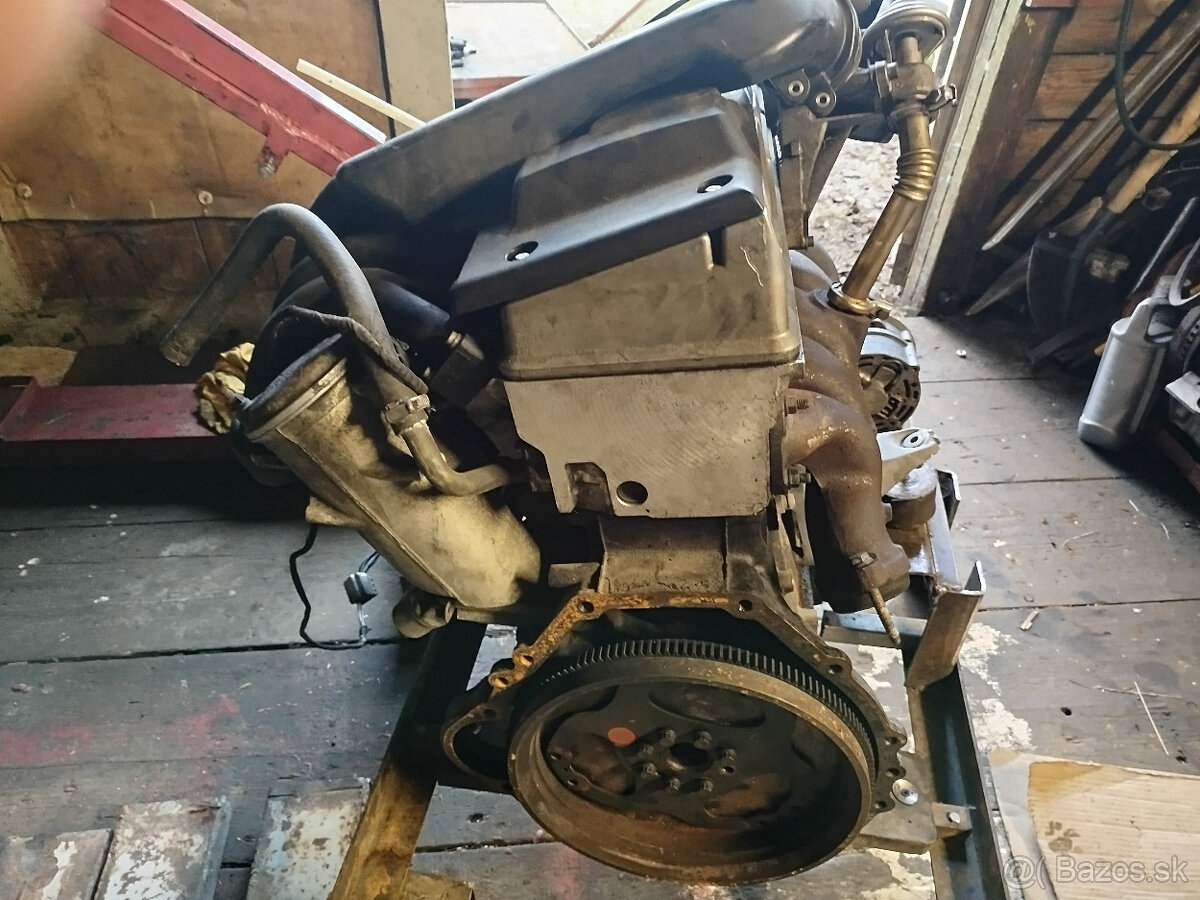 Motor Mercedes OM605 - 4