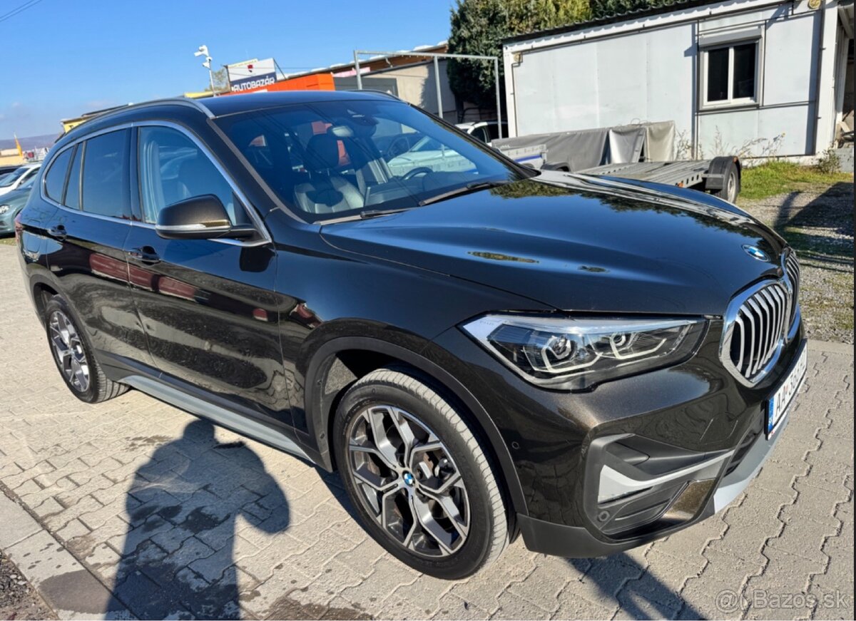 BMW X1 sDrive Advanced 20i A/T,5dv. - 4