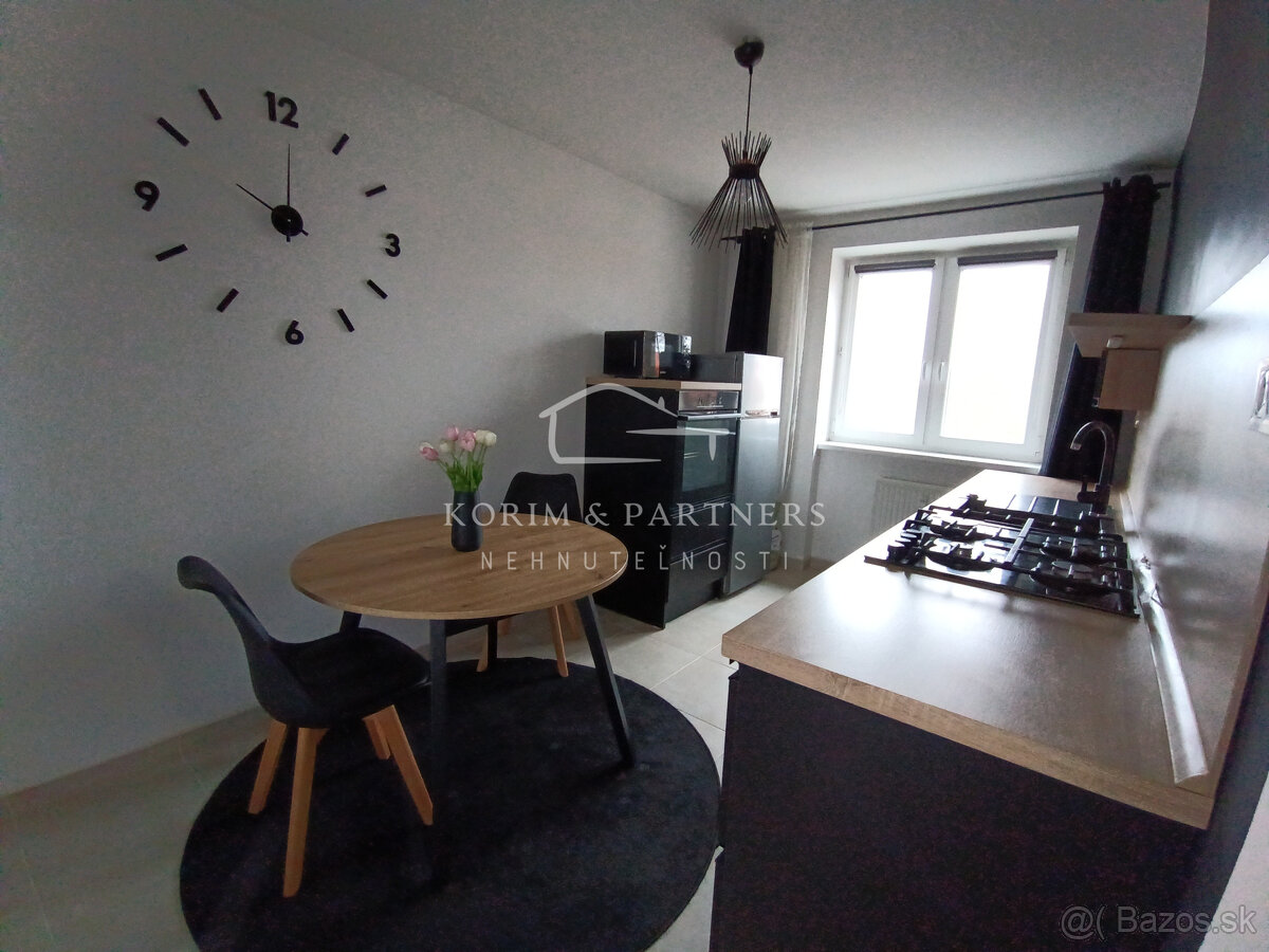 Kompletne prerobený dvojizbový byt na predaj, Komárno - 4