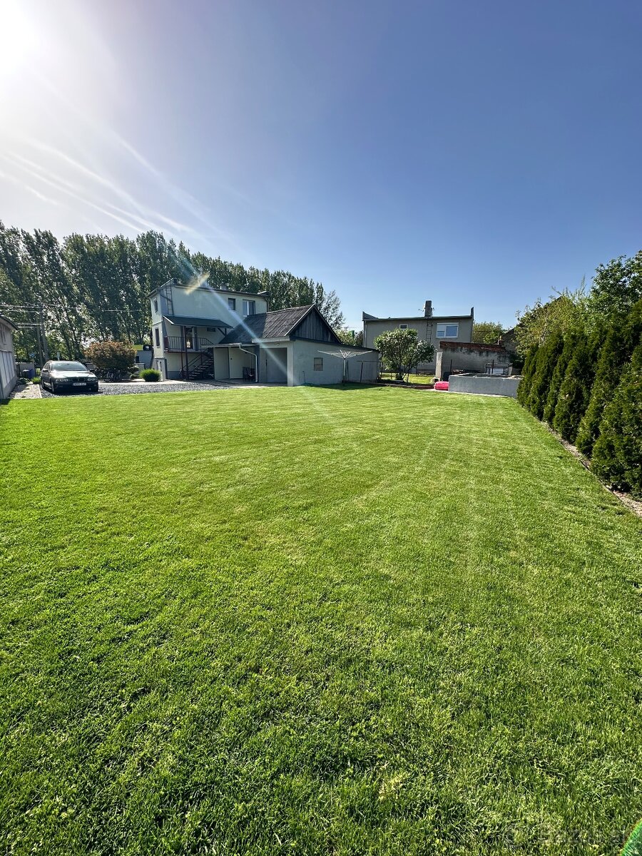 Rodinny dom s pozemkou v Okoci - 4