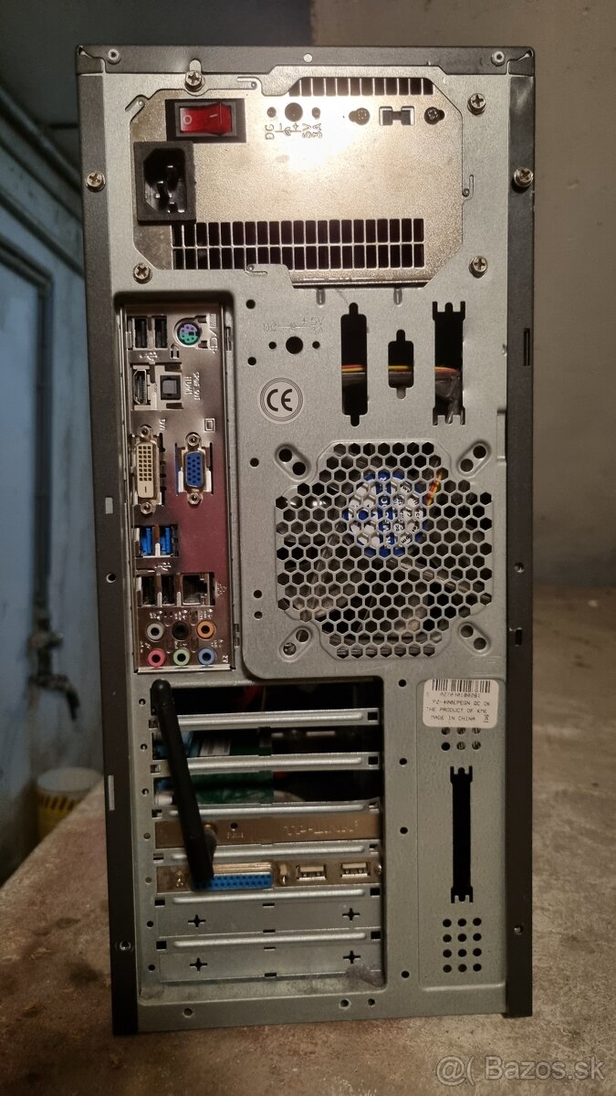 Výkonný stolný počítač - 4