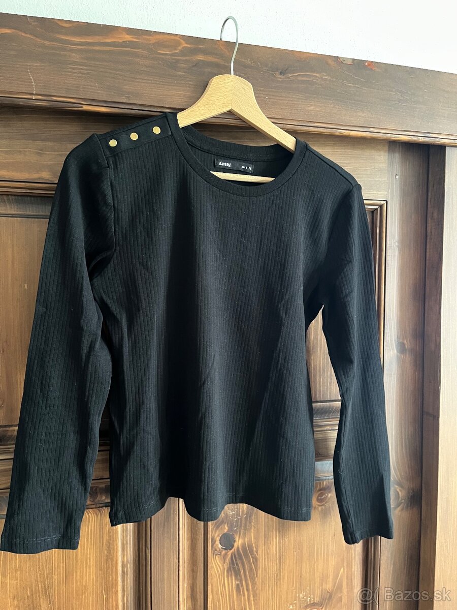 SINSAY Čierny top č. M - 4