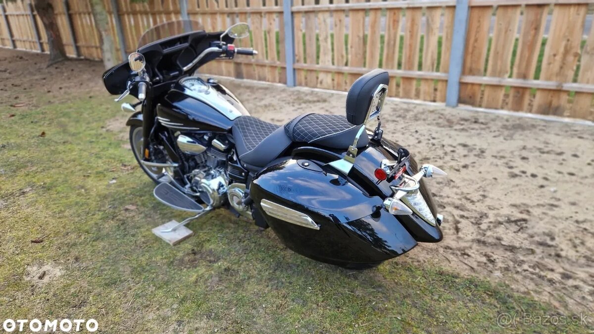 YAMAHA XV 1900 DELUXE 2011 - 4