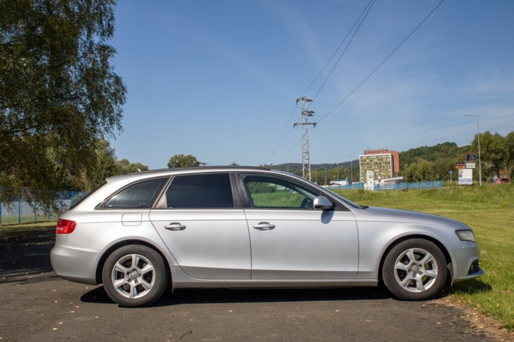 Audi A4 Avant 2.0 TDI 136k - 4