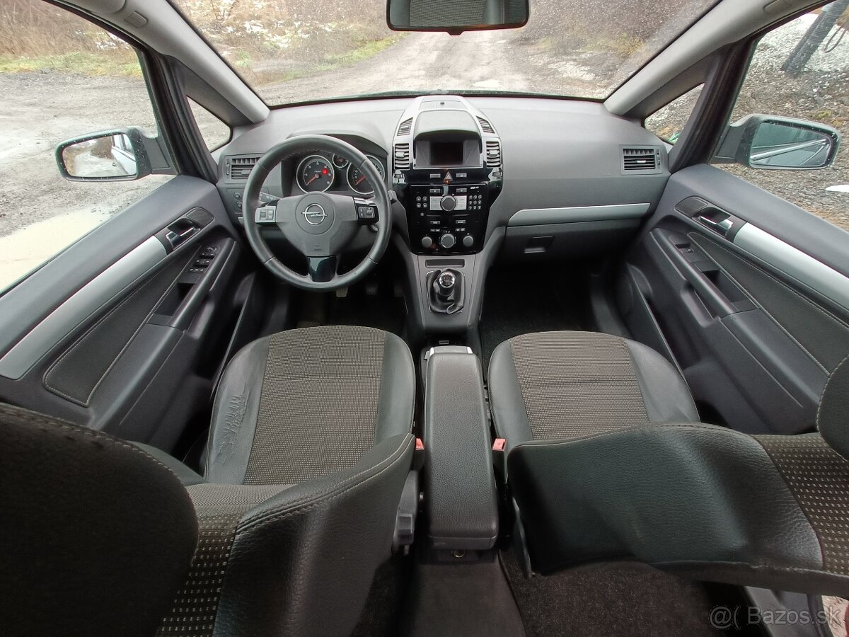 Opel Zafira 1.7 CDTI 92kW, 7-miest. - 4