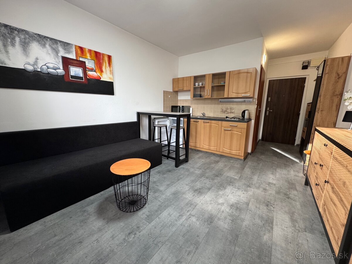 Prenájom Garzónka Prievidza - 4